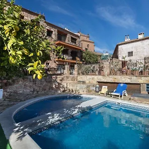 Palacio Guzmanes Baños de la Encina